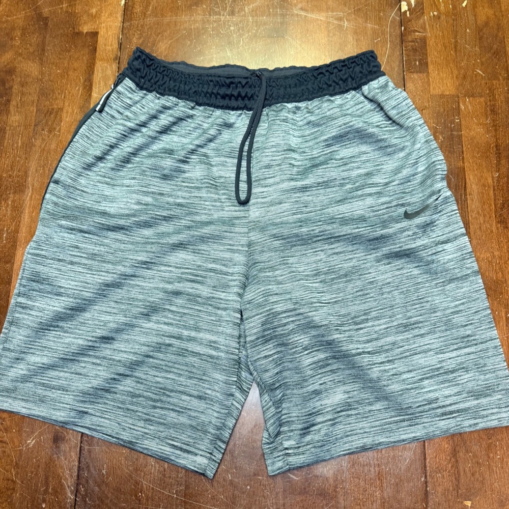 Nike Dri-FIT‎ Shorts Mens XL Gray Space Dye Training Athletic AR5668 Basketball